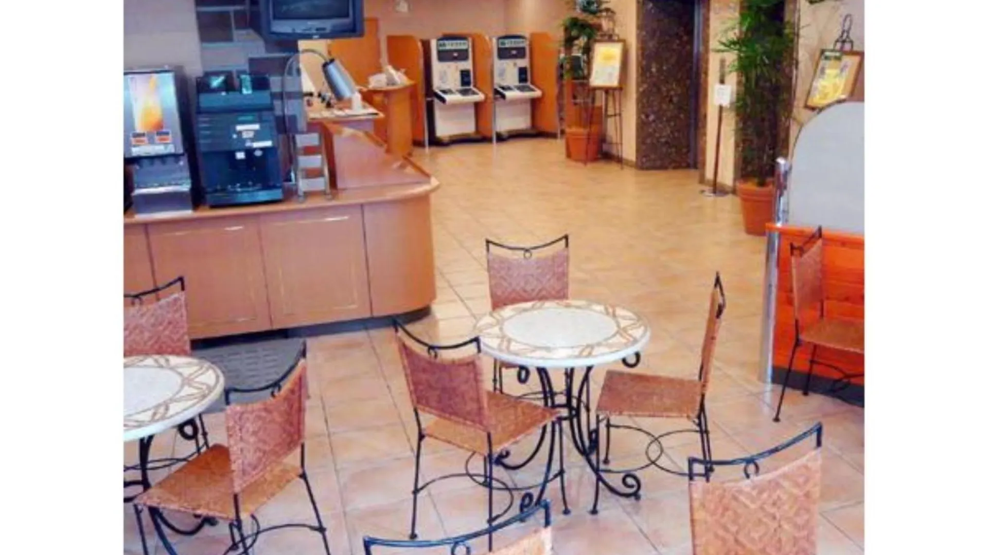 פוקואוקה R&B Hotel Hakata Ekimae 1 - Vacation Stay 16386V